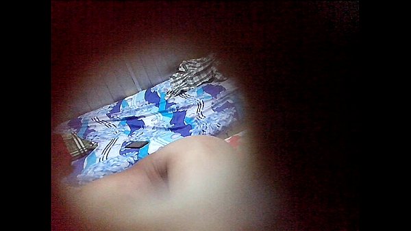 Quay lén vợ ngoại tình