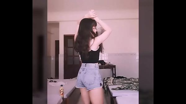 Em hotgirl lộ clip làm tình cực dâm