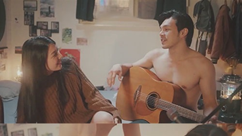 Anh nhạc sĩ địt em gái xinh mới chia tay người yêu